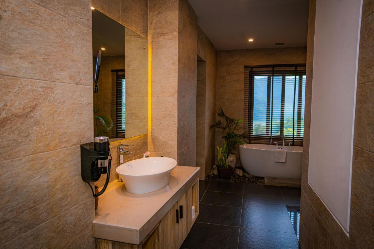 Dorje'S Resort And Spa Покхара Экстерьер фото