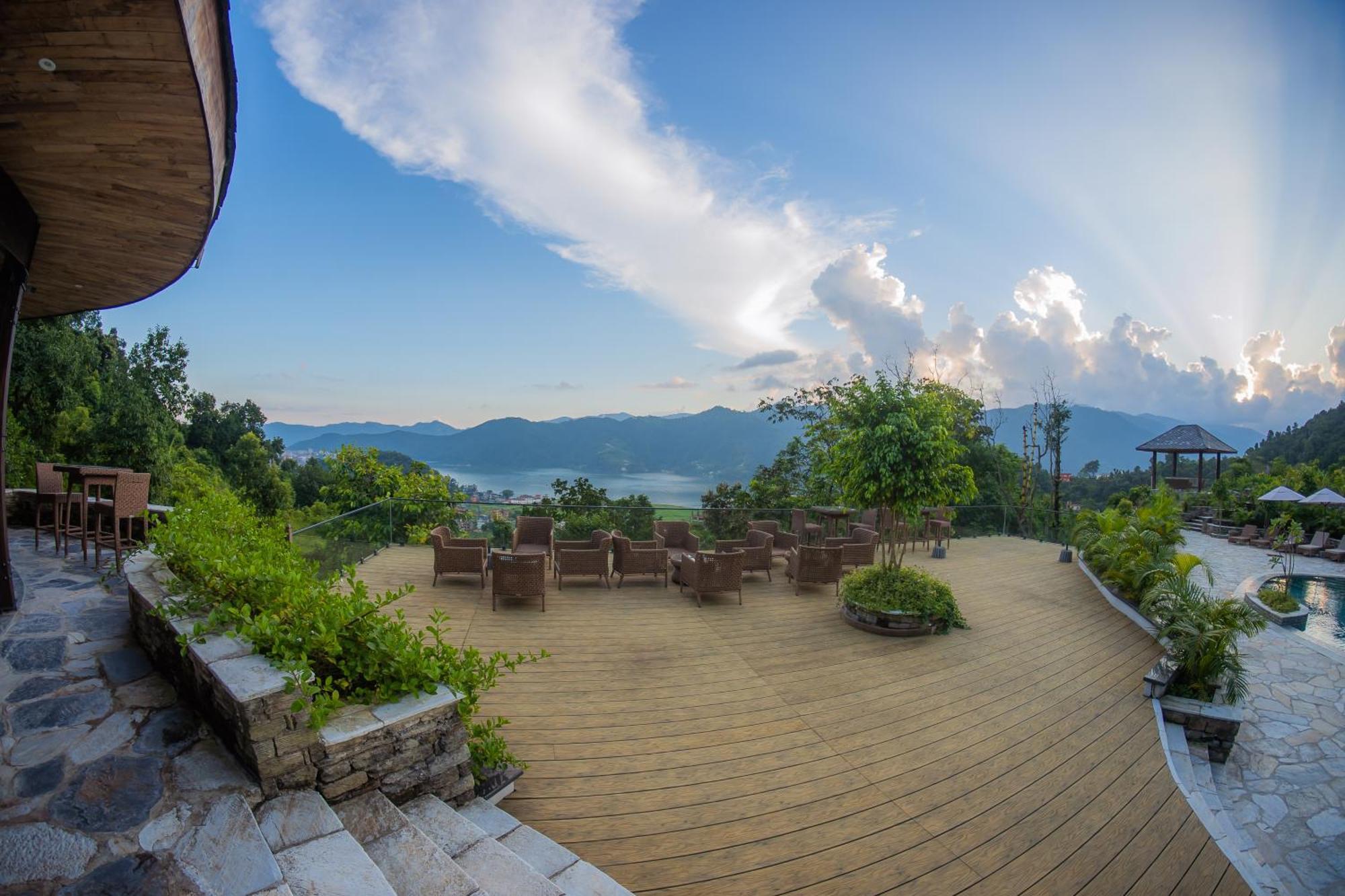 Dorje'S Resort And Spa Покхара Экстерьер фото