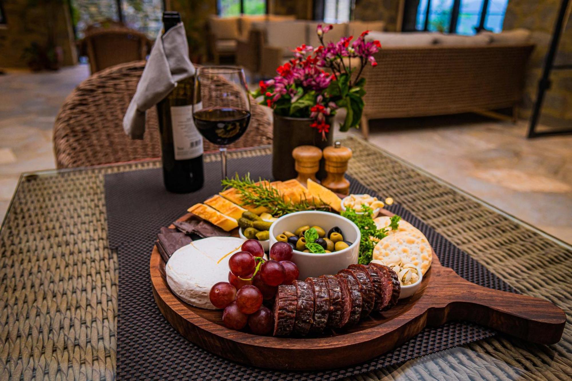 Dorje'S Resort And Spa Покхара Экстерьер фото